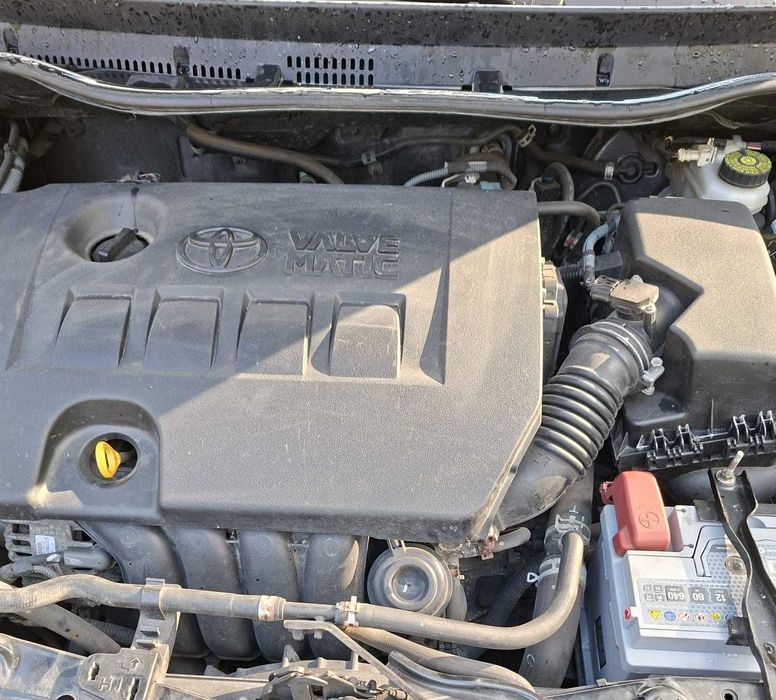 Piękna Toyota Auris II