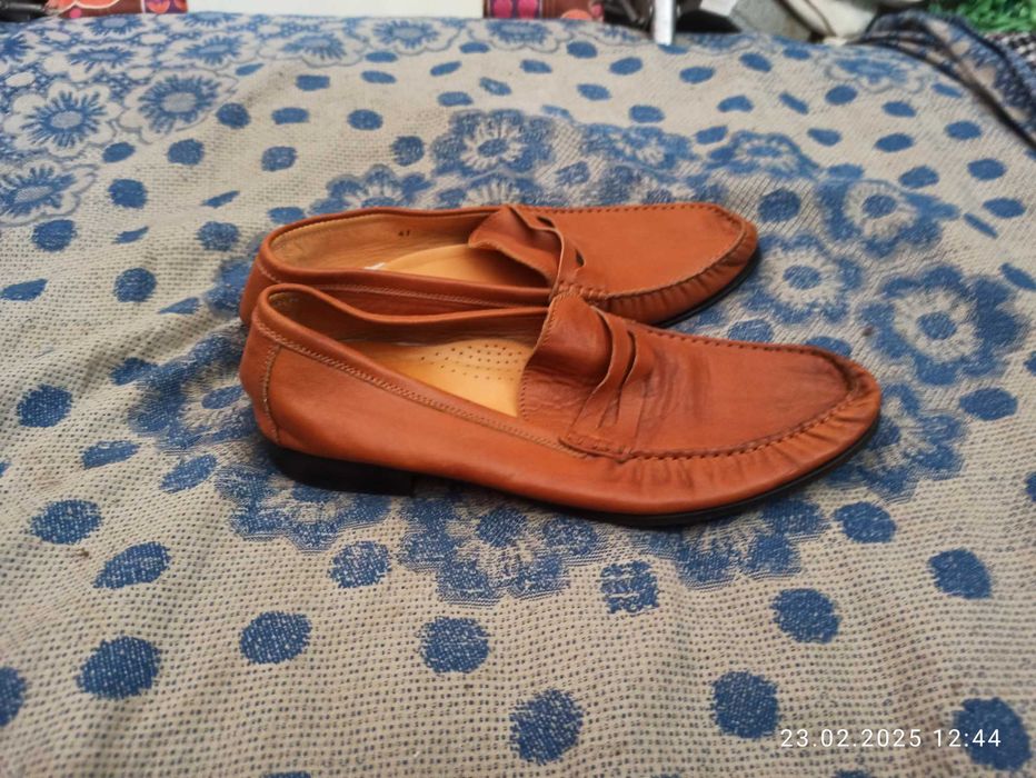 продам кожаные туфли - лоферы