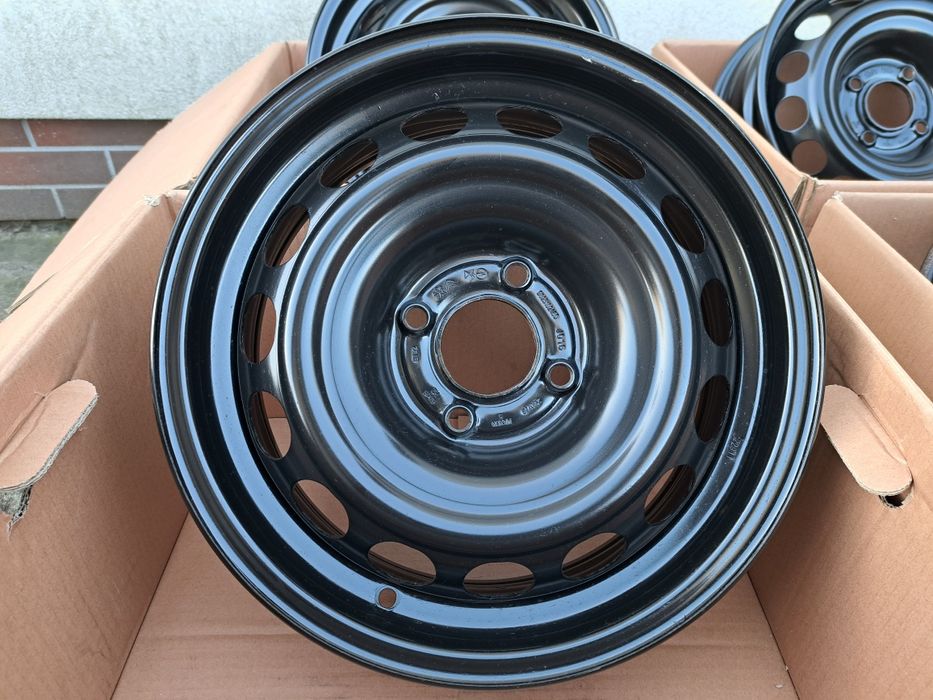 Felgi 15 Peugeot 4x108 ET32 208, 308, 207, Opel Corsa F