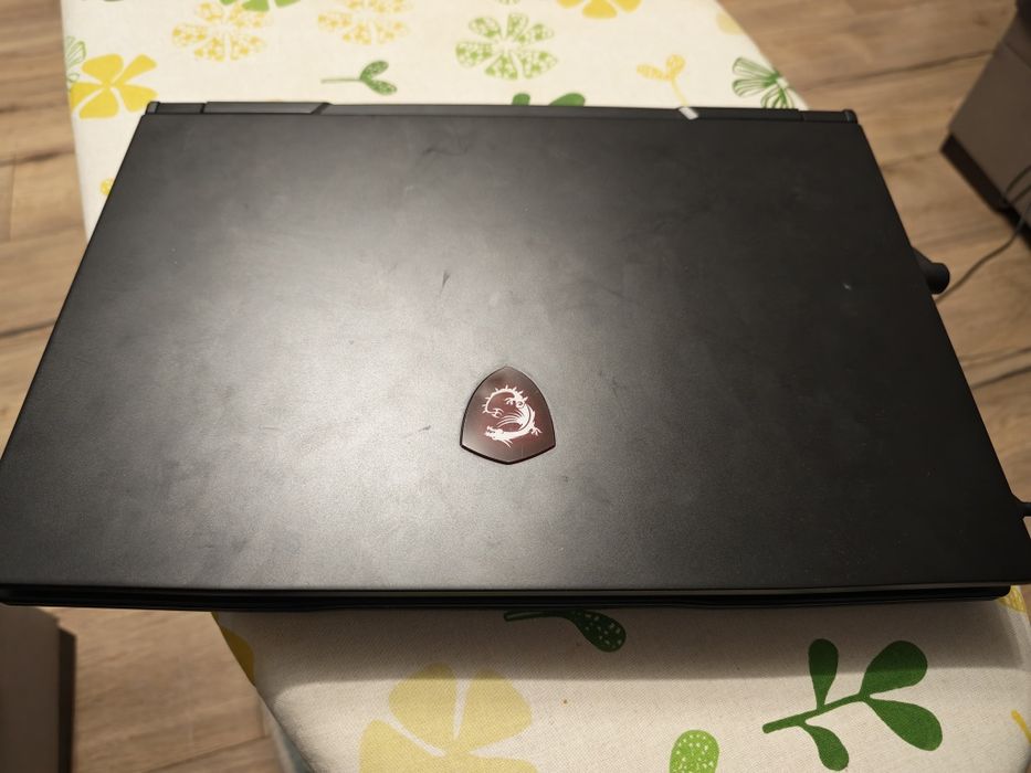 Laptop MSI gl65 95C