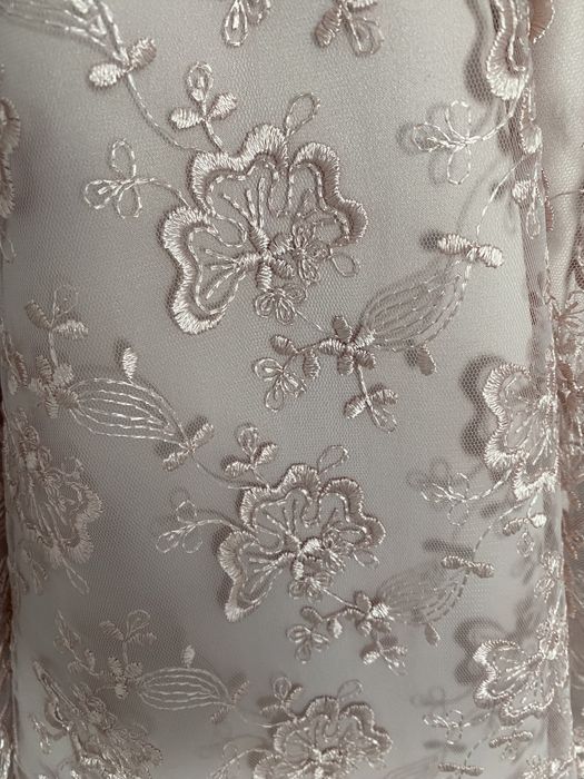 Продам випускну сукню