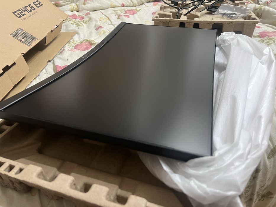 Монітор MSI  24”