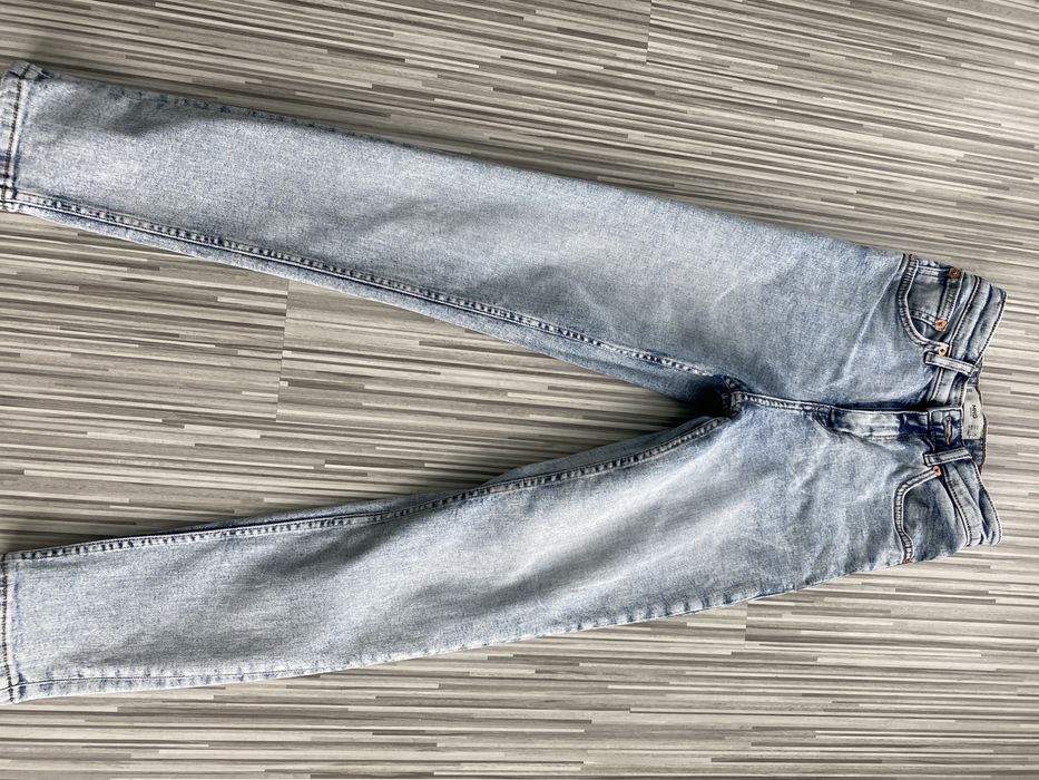 Джинси жіночі