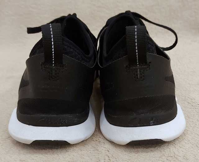 Кросівки   Clarks