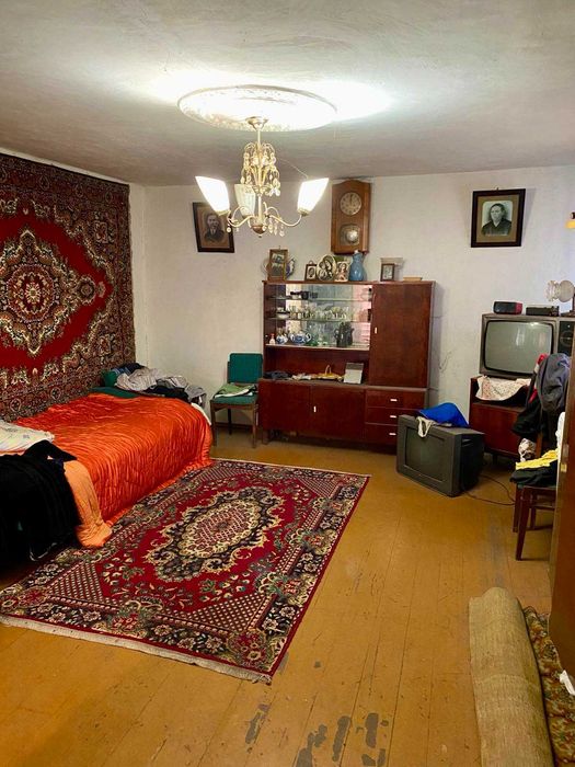 Продаж будинок та велика ділянка землі Крес Кривий Ріг Покровський район