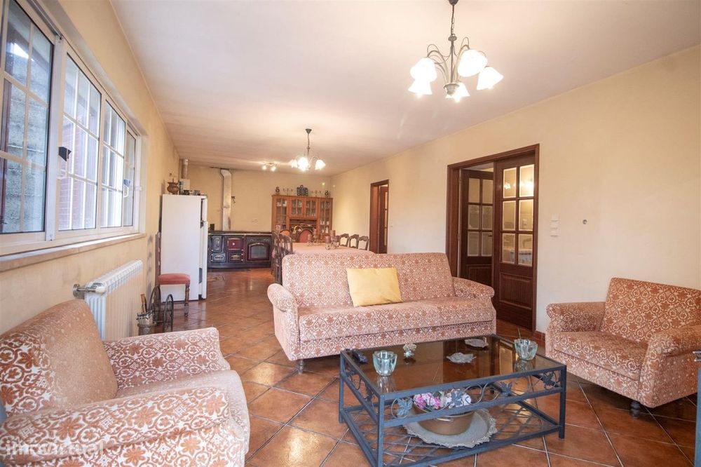 Moradia Geminada T5, Forjães