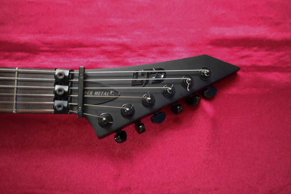 ESP LTD M Black metal
