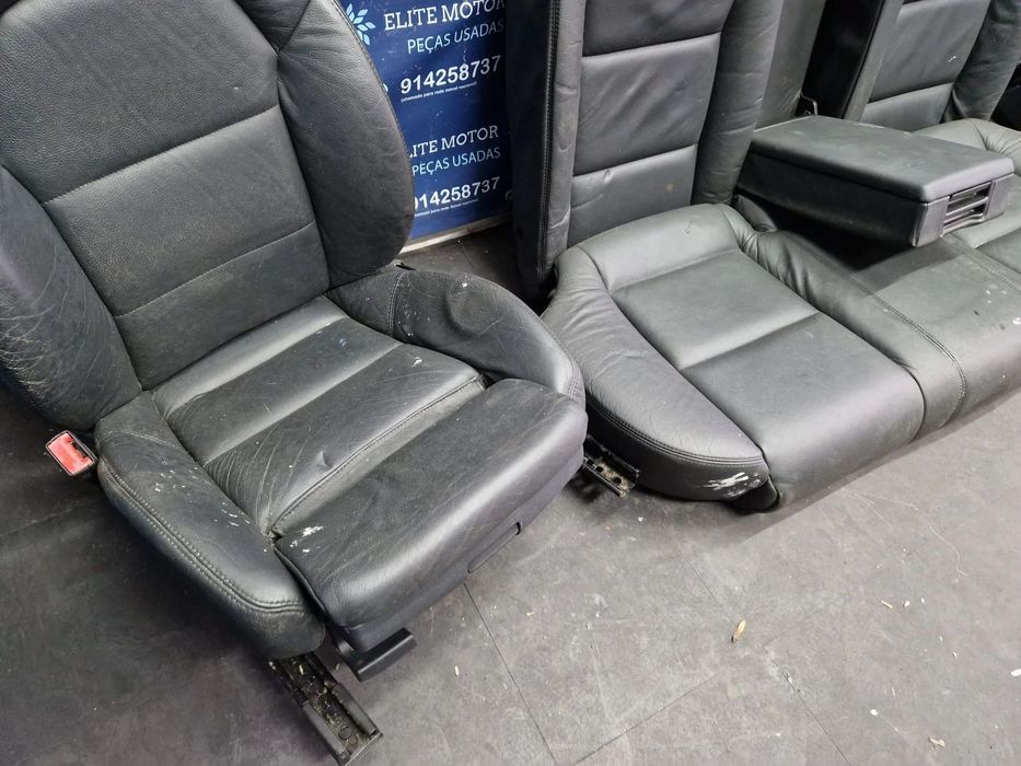 Jogo de bancos usados AUDI A4 B7 S-LINE CARRINHA PELE PRETOS AQUECIDOS
