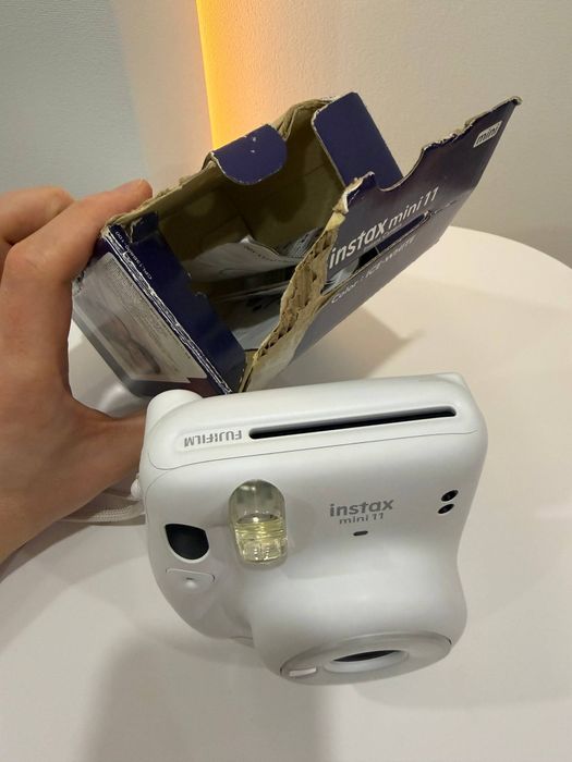 Фотоапарат миттєвого друку Instax mini 11 fujifilm сірий полароід