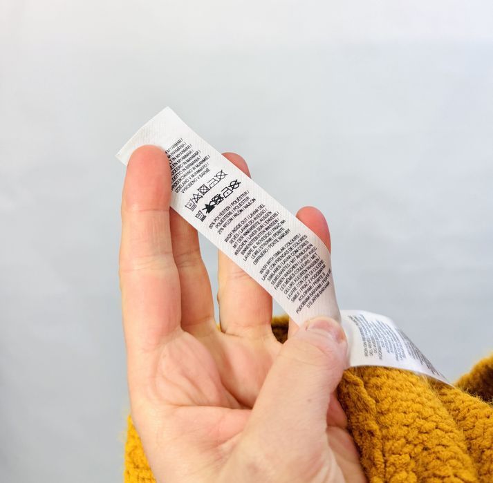 Żółty sweter z golfem oversize L/XL 40/42