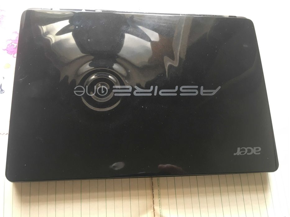 Ноутбук  ASER ASPIRE ONE 722,