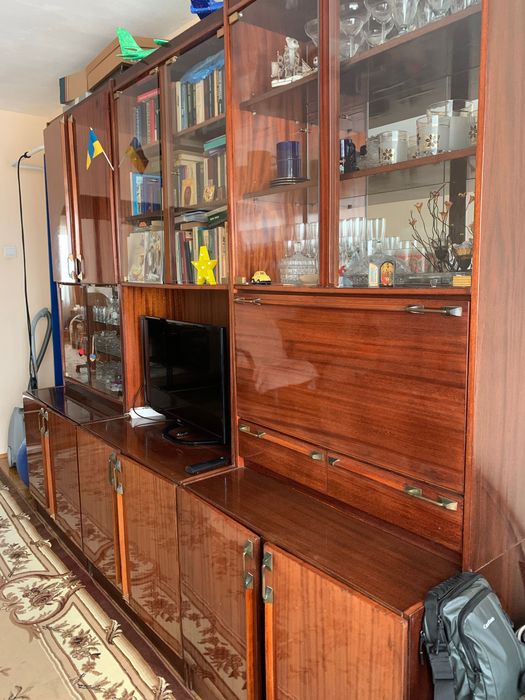 Стінка Оксамит б/в