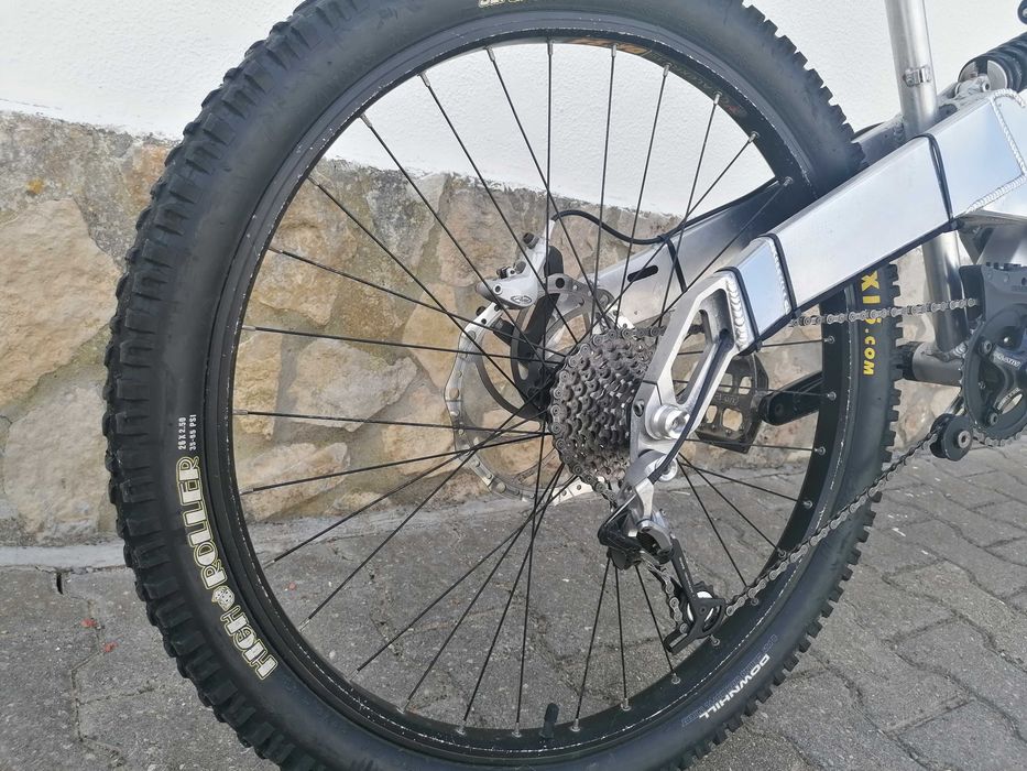 Orange 223 Downhill