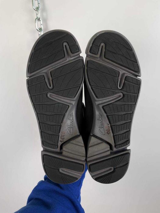 Жіночі шкіряні кросівки clarks trigenic 38