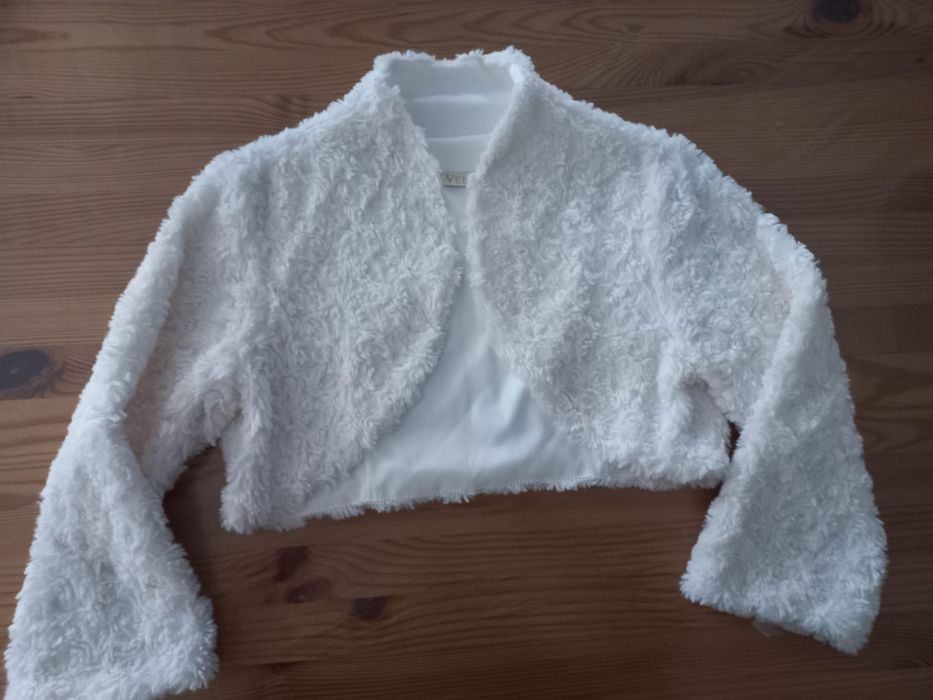 Piękne bolerko ecru