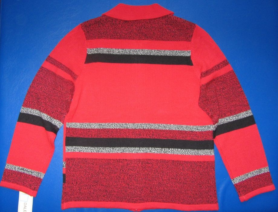 Теплая кофта на молнии.