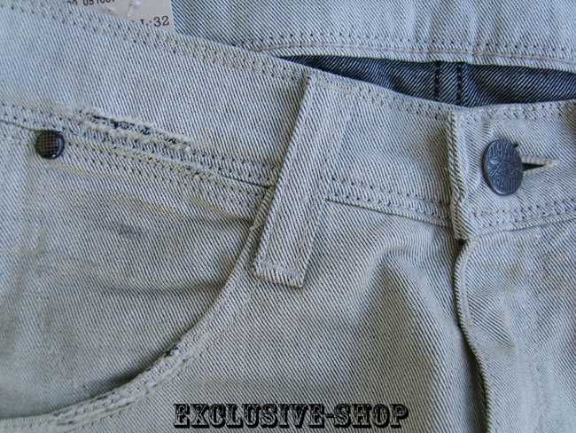 Spodnie męskie , dżinsy Wrangler 2Frz Dry W26 L32 ; pas 70 cm