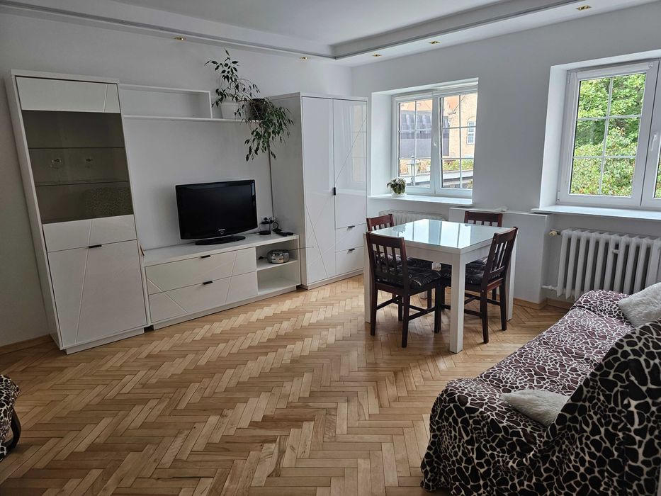 Dwupokojowy apartament w samym sercu zabytkowego Gdańska