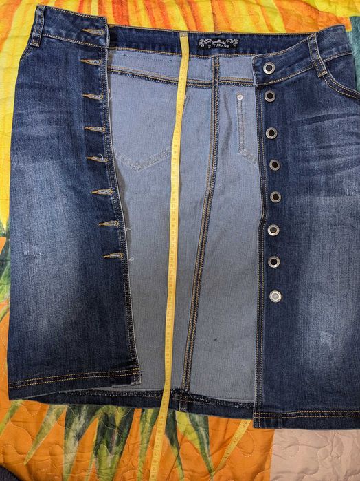 Спідниця джинсова на гудзиках
