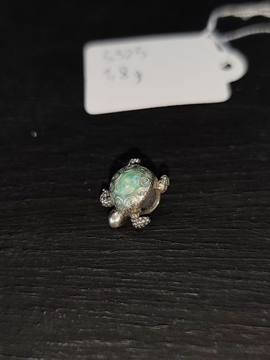 Charms, pandora  wykonany z srebra 925