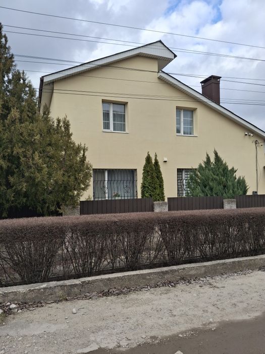 Продам современный просторный дом Романково!