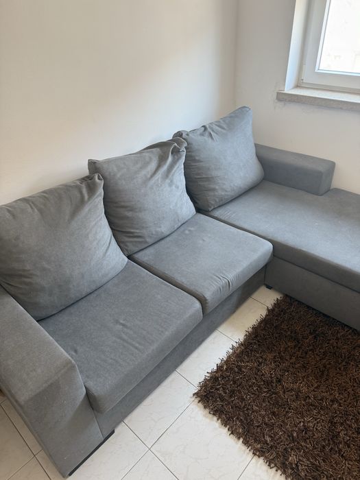 Sofa com chaise longue