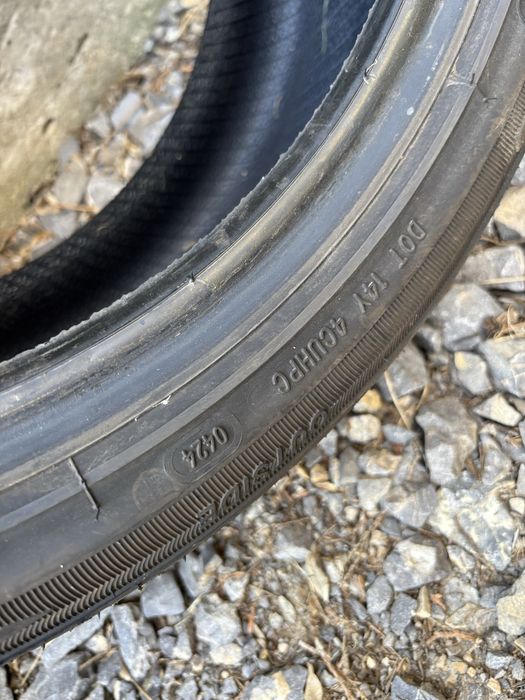 Opony letnie 215 45 17   W bardzo dobrym stanie!