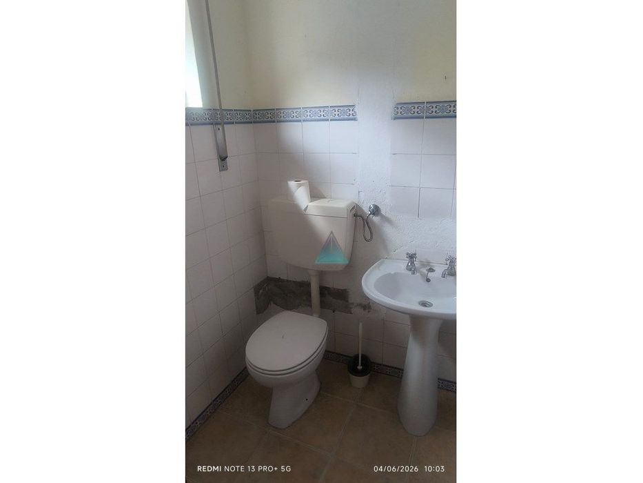Moradia T3 com Garagem, Terraço e Logradouro em S. Simão, Azeitão