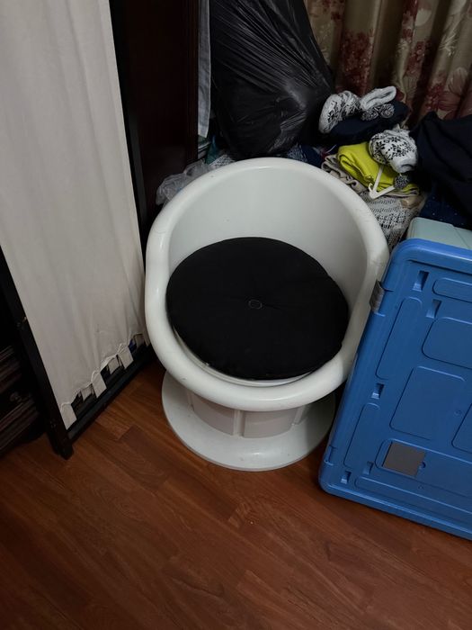 Poltrona branca nova