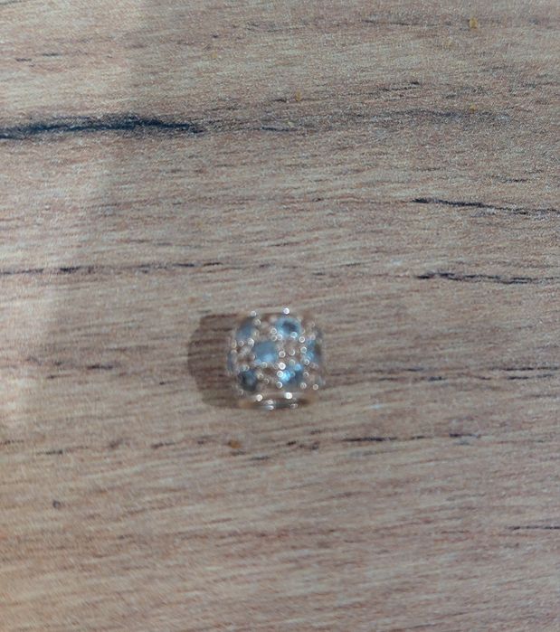 Złoty charms do bransoletki,zawieszka
