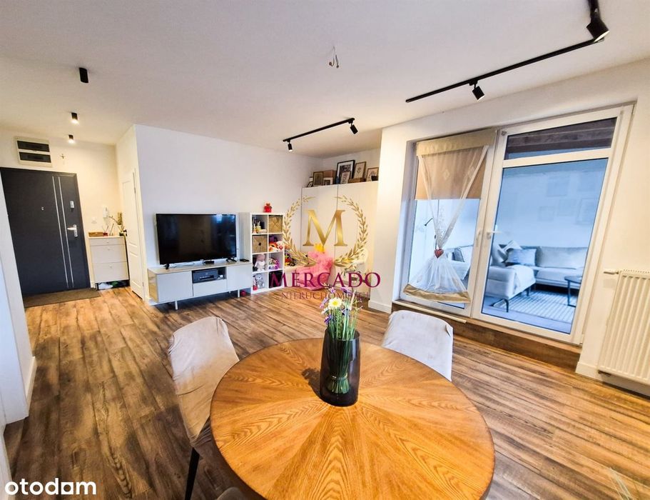 Komfortowy Apartament 54M2, Zadaszony Taras 30M2