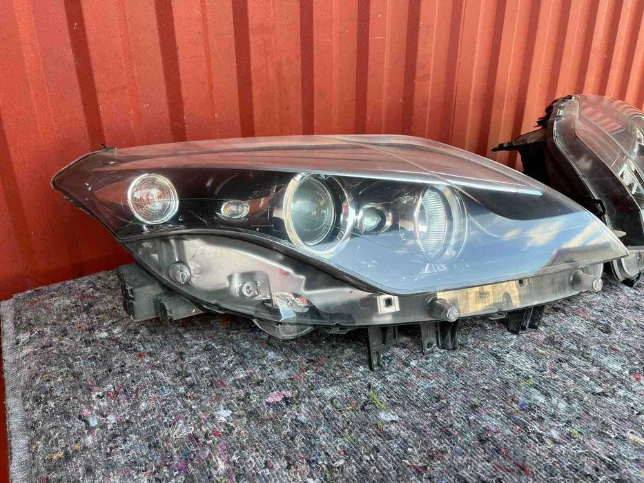 Фара Права / Ліва Renault Laguna 3
