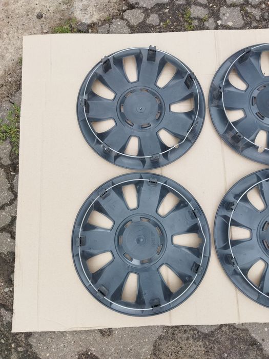 Продам колпаки R13 как новые