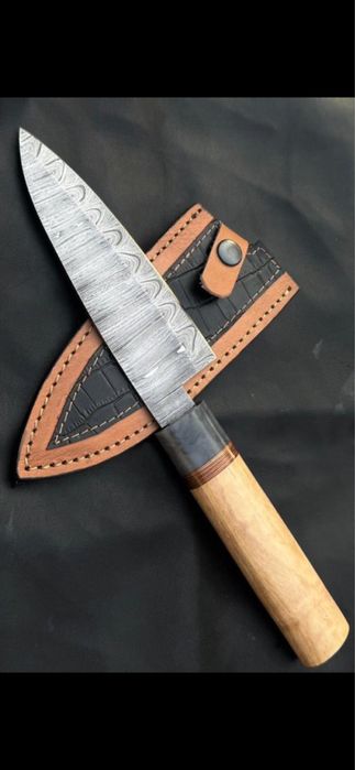 Peça Única – Faca de Chef em Aço Damascus Forjado 10/95 15N20