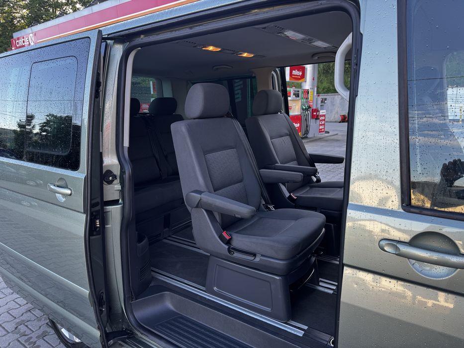 Wynajem Busa Bus Wypożyczalnia VW Transporter t5 Multivan 7 Osobowy