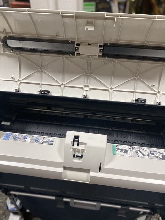 Canon IPF670 plotter64738763472129122