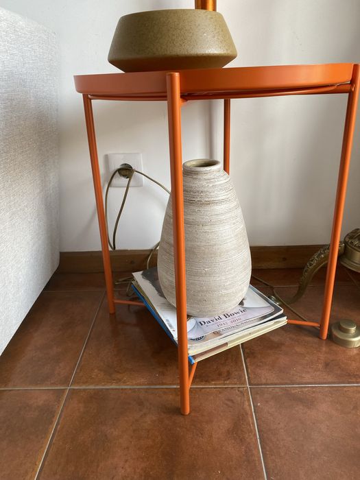 Vendo mesa de apoio Ikea