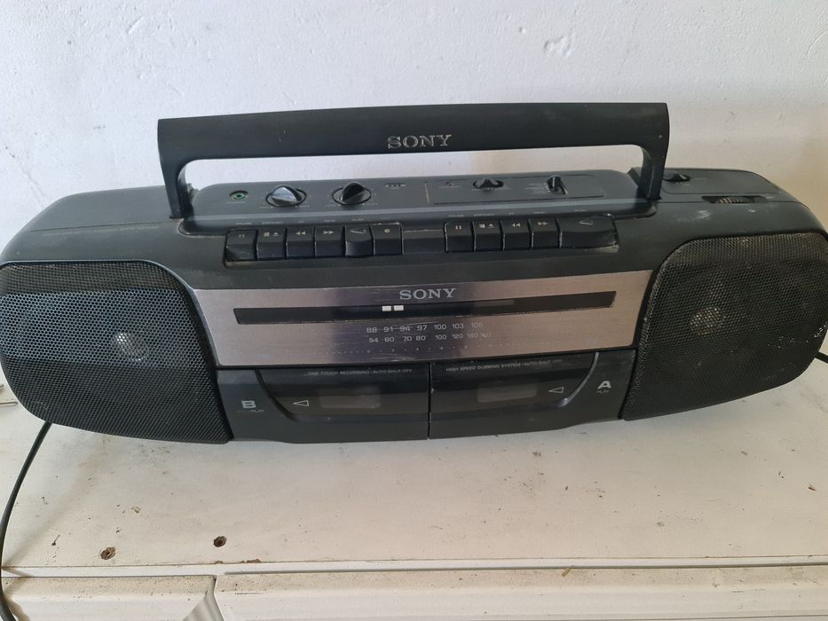 Rádio AM  com 2 leitores de k7