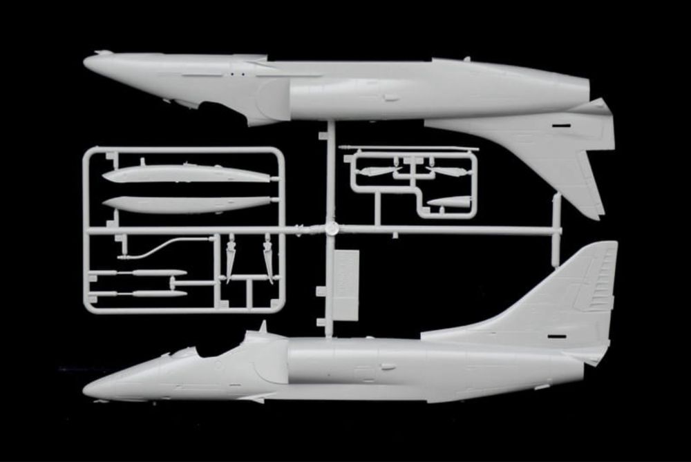 Samolot A-4 E/F/G Skyhawk Italeri 2826 model 1:48