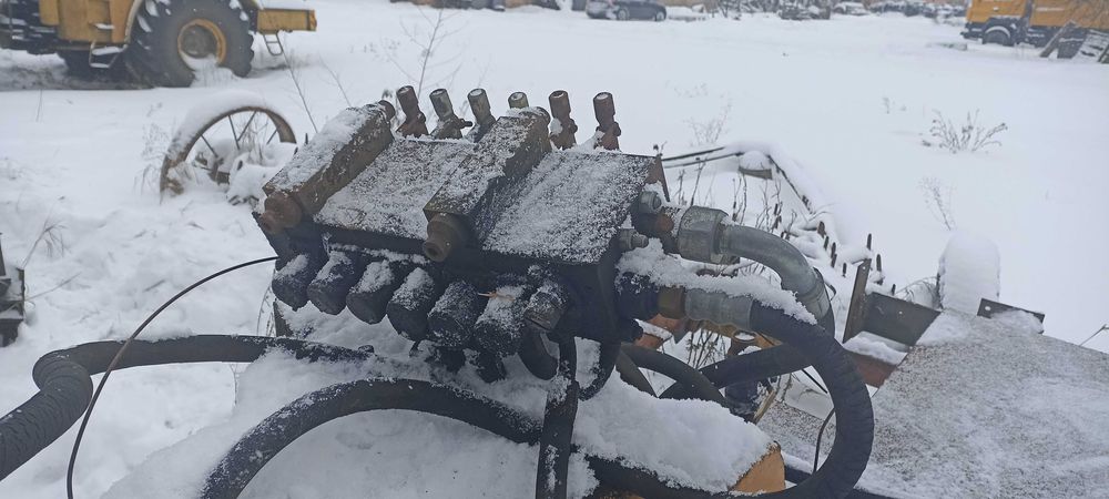 Продам установку екскаватора борекс з навантажувачем.