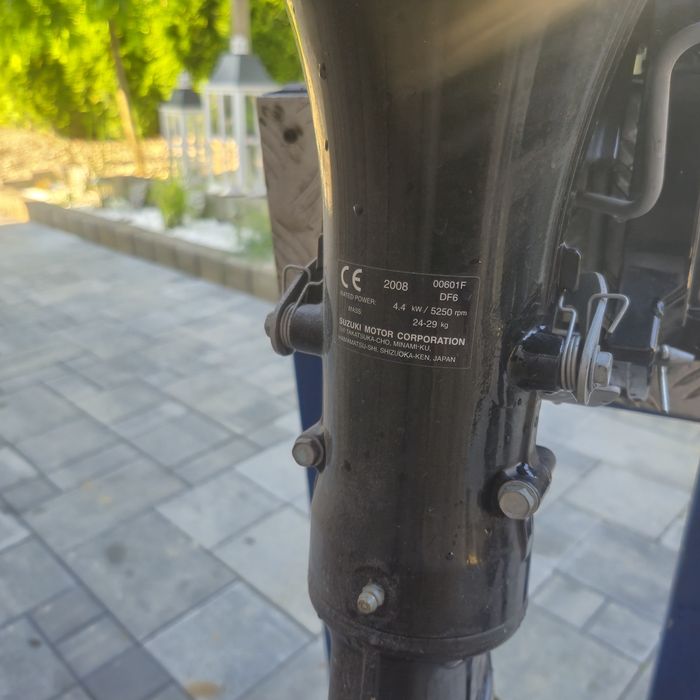 Silnik zaburtowy Suzuki DF6 stopa L
