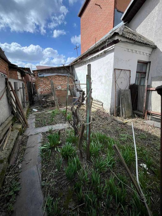 (3) Продам частину будинку р-н Олієжиркомбінату 0756