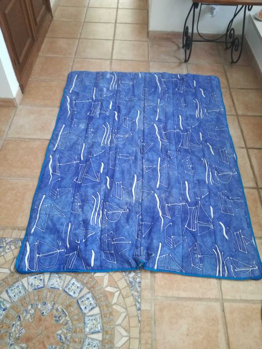 Saco cama para campismo ou praia . 1,75 cm x 65 cm (fechado)