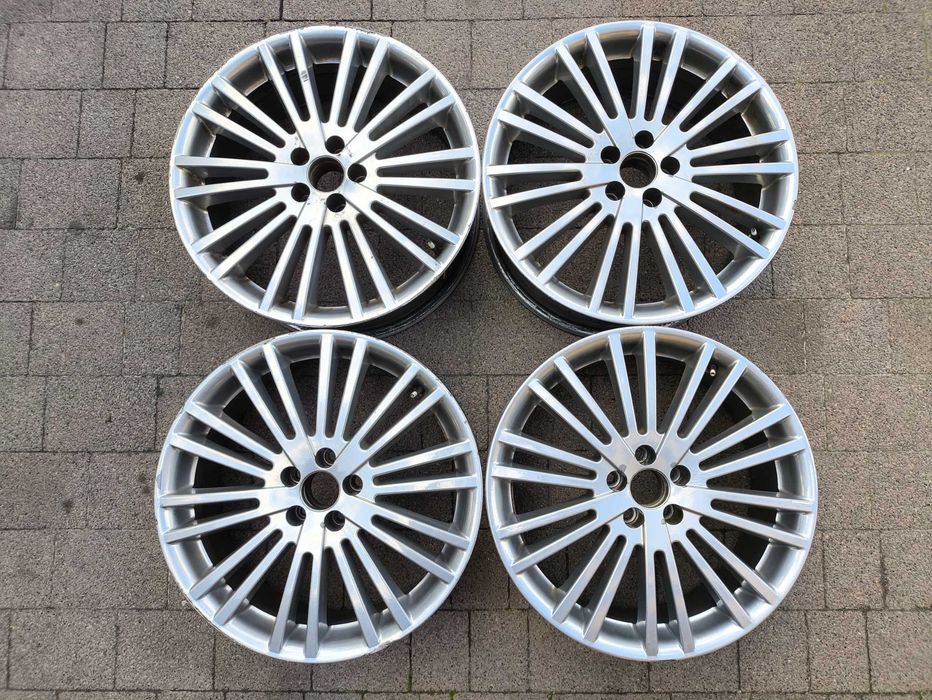Felgi 18 Cali 5x100 VW Golf R32 VR6