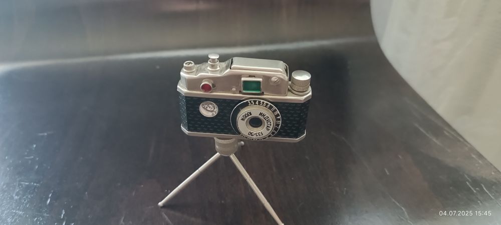 Зажигалка-фотоаппарат бензиновая - "ФОТО-МОЛНИЯ". Есенин.