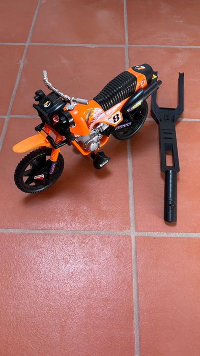 Action Man Moto cor laranja