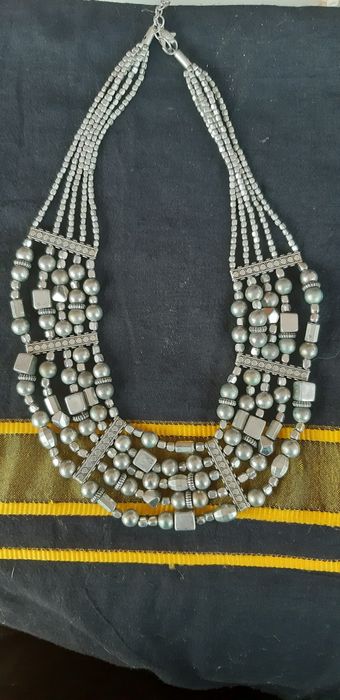 Bjiuteria artesanal do Mundo