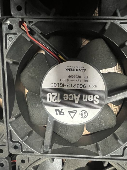 продам куллера вентиляторы промышленные 12/24 вольта