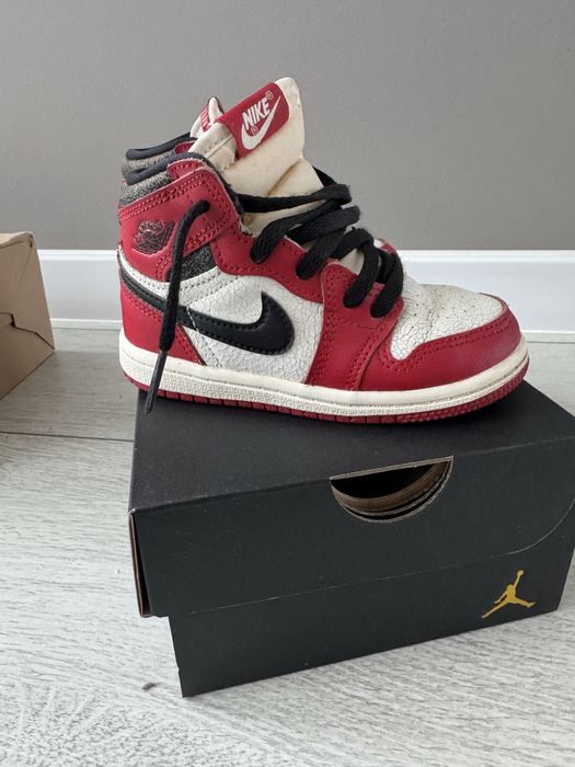 Jordan 1 Chicago lost and found EU 25