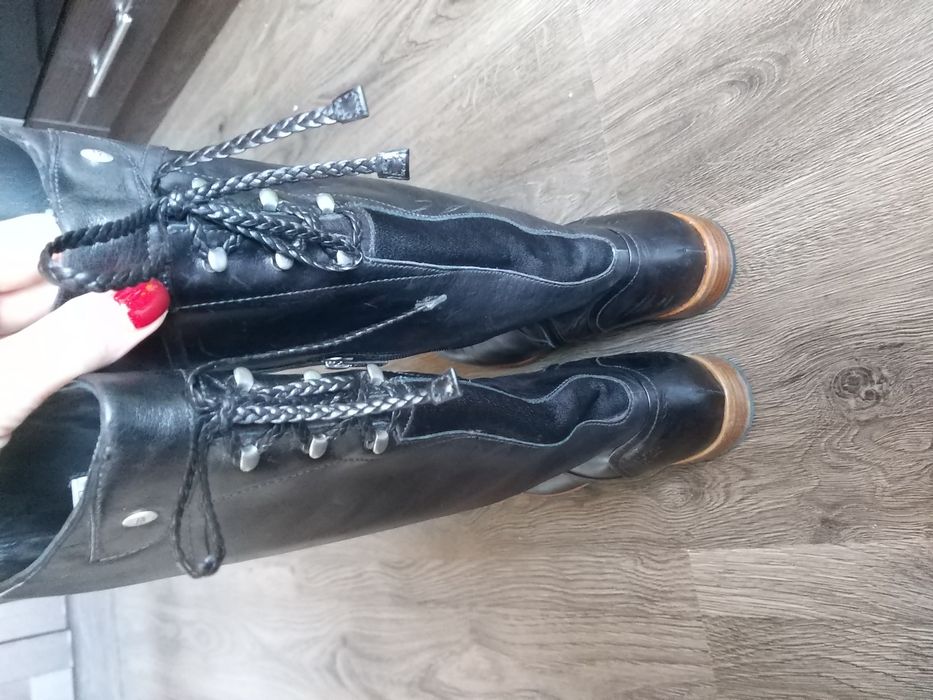 Сапожки демисезон UGG